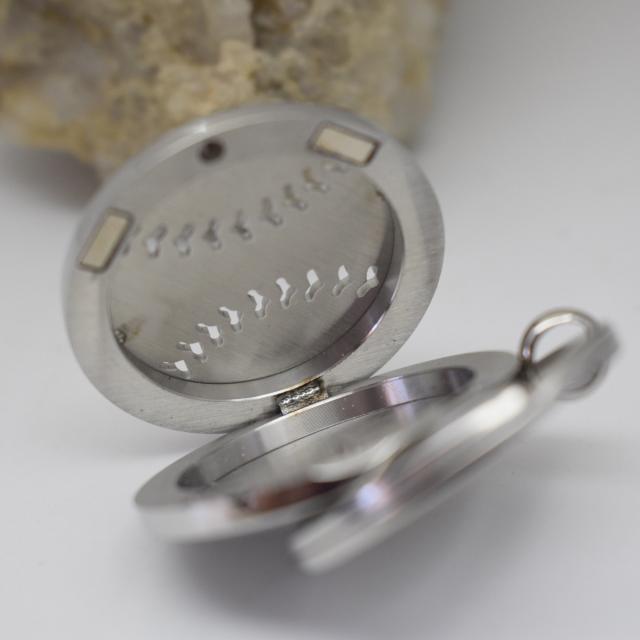 baseball locket aromatherapy inside keychain backside.jpg